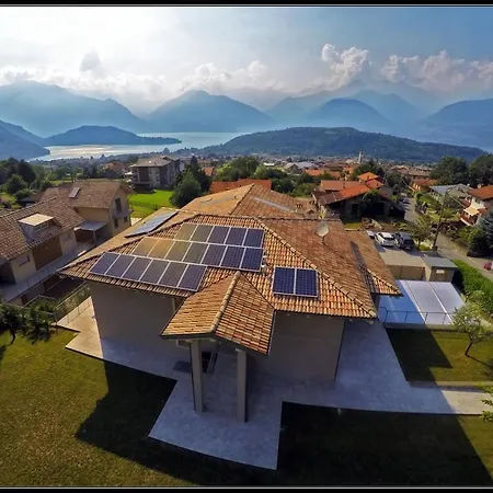Villa Tadi Laro, Colico, Di